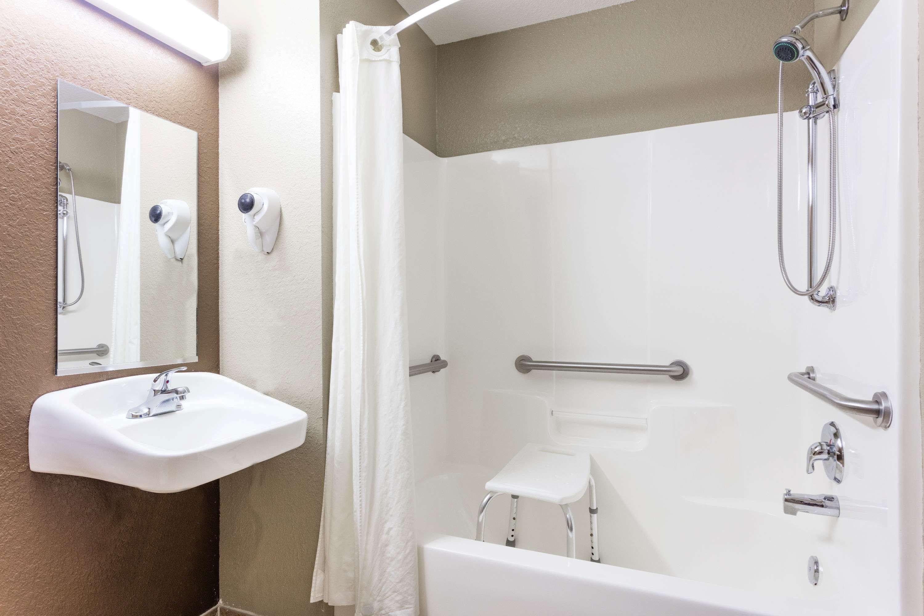 Microtel Inn & Suites By Wyndham Μαίηκον Εξωτερικό φωτογραφία