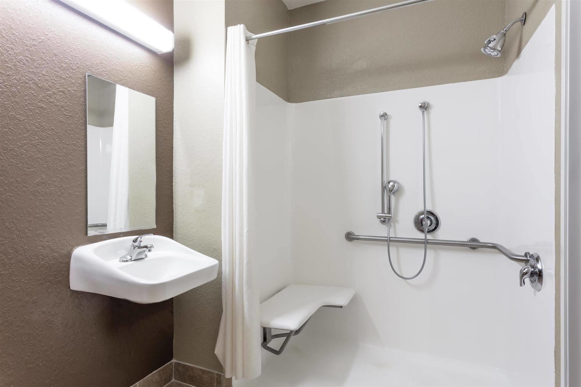 Microtel Inn & Suites By Wyndham Μαίηκον Εξωτερικό φωτογραφία